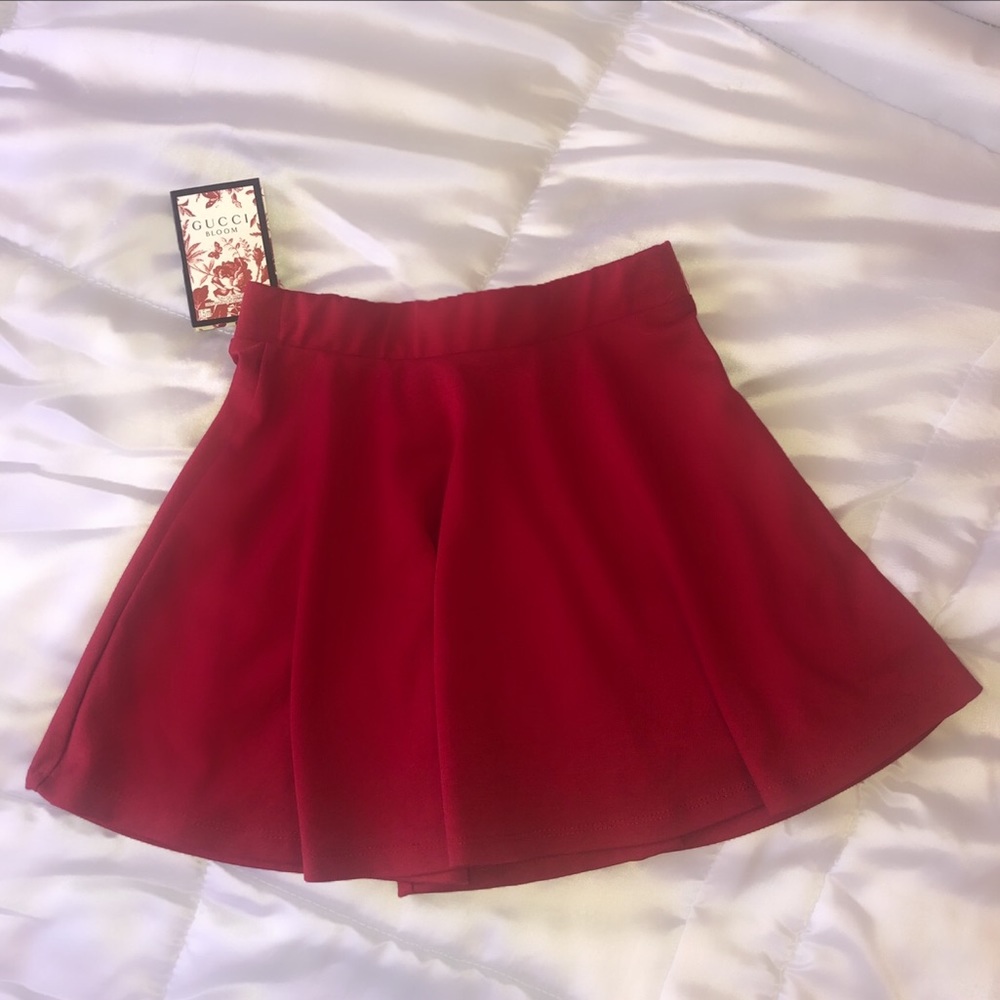 RED SKATER SKIRT